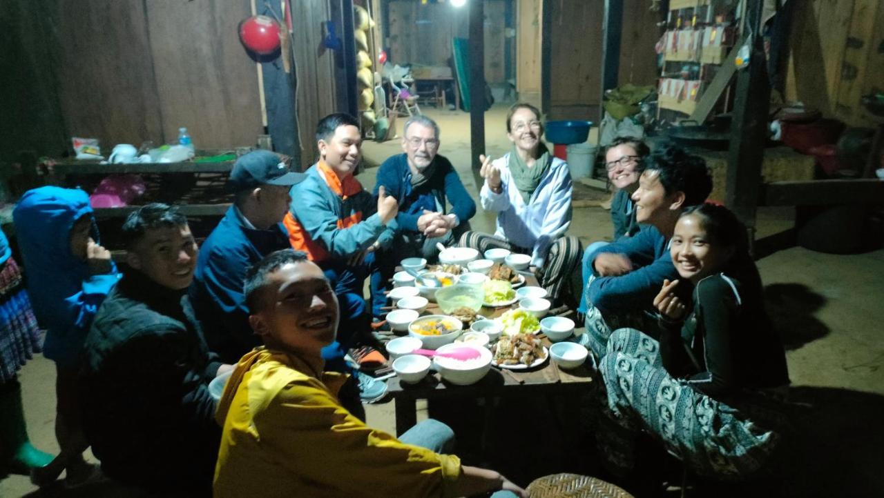 Indigenous Homestay- Trek- Food- Bus Mu Cang Chai Exterior foto